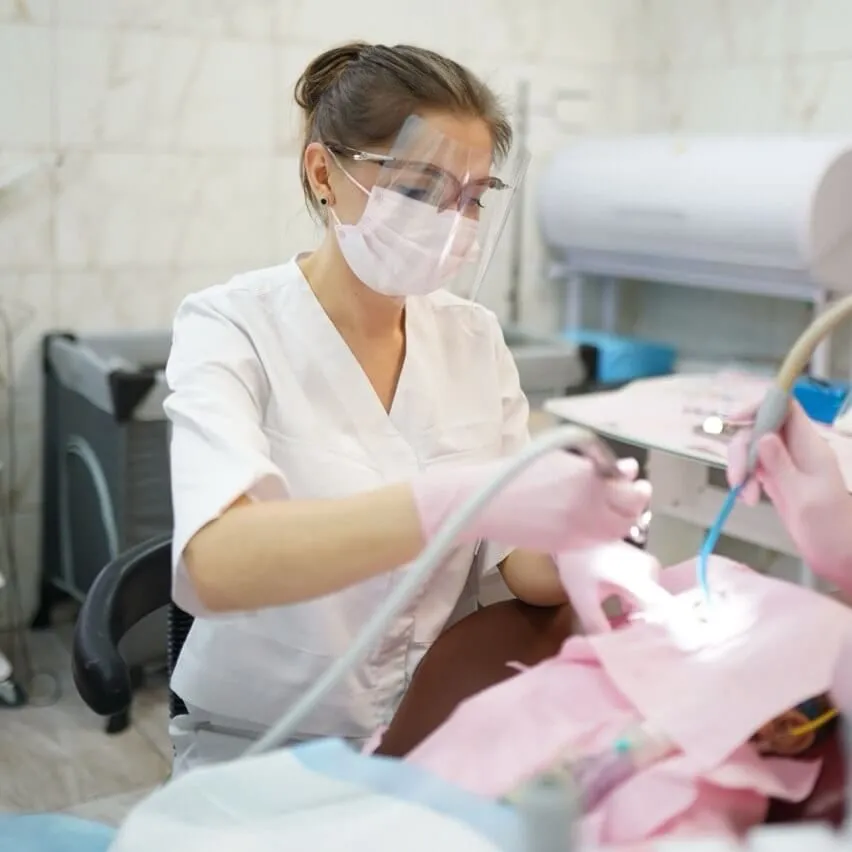 Стоматологія Family Dental Center (Фемілі Дентал Центр) Кривий Ріг